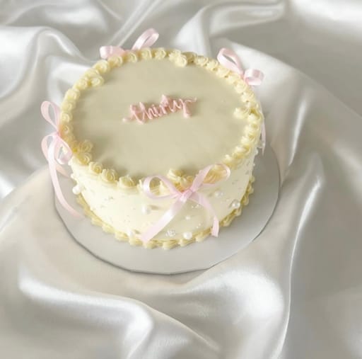 6-Inch Bento Cake (Cream with Pearls & Pink Ribbon)