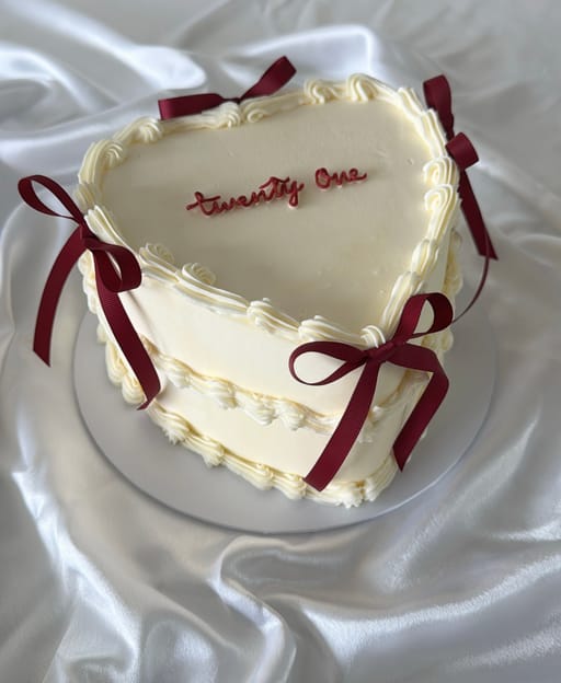 8-Inch Heart 2 Layer Cake