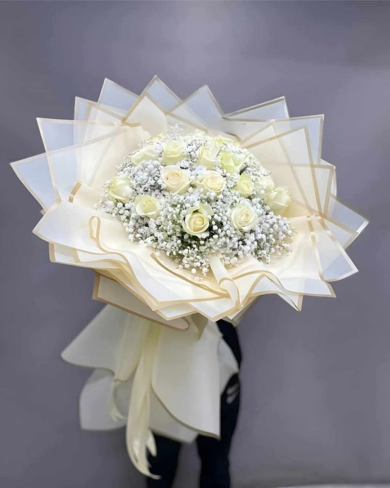 White Rose Bouquet - Image 2