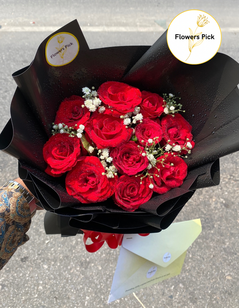 Red Rose Bouquet - Image 3