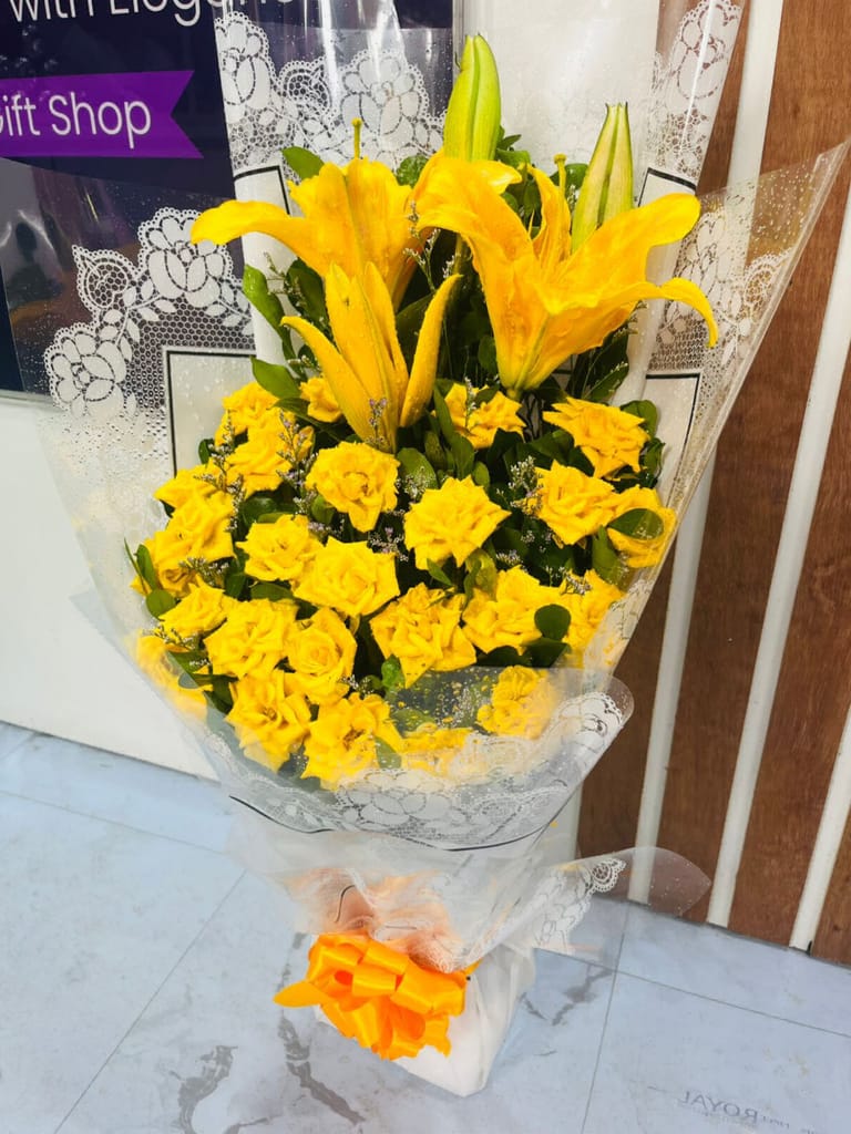Yellow charm - Image 3