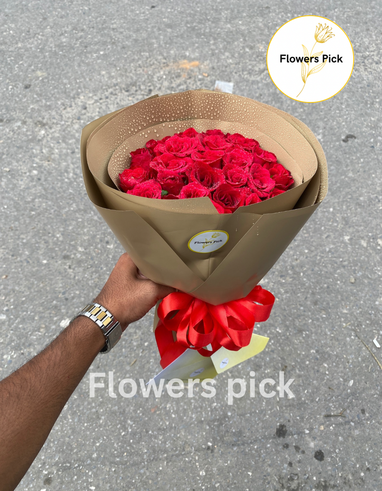 Red Roses Bouquet - Image 3
