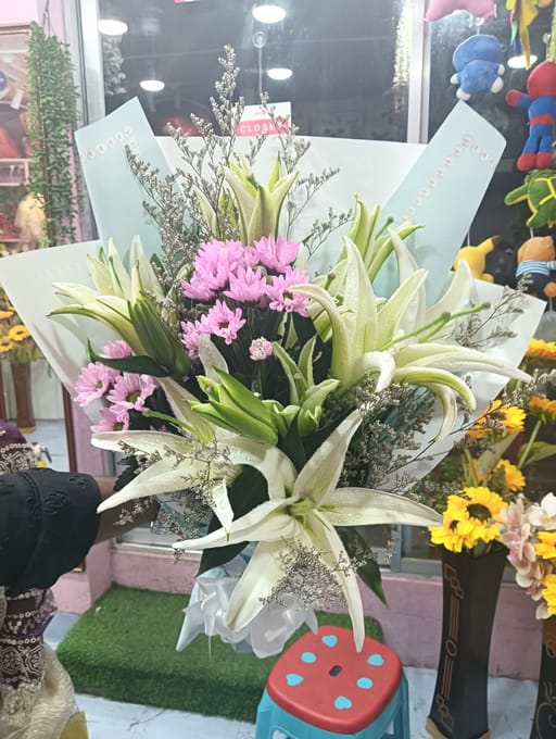 Lily Bouquet 