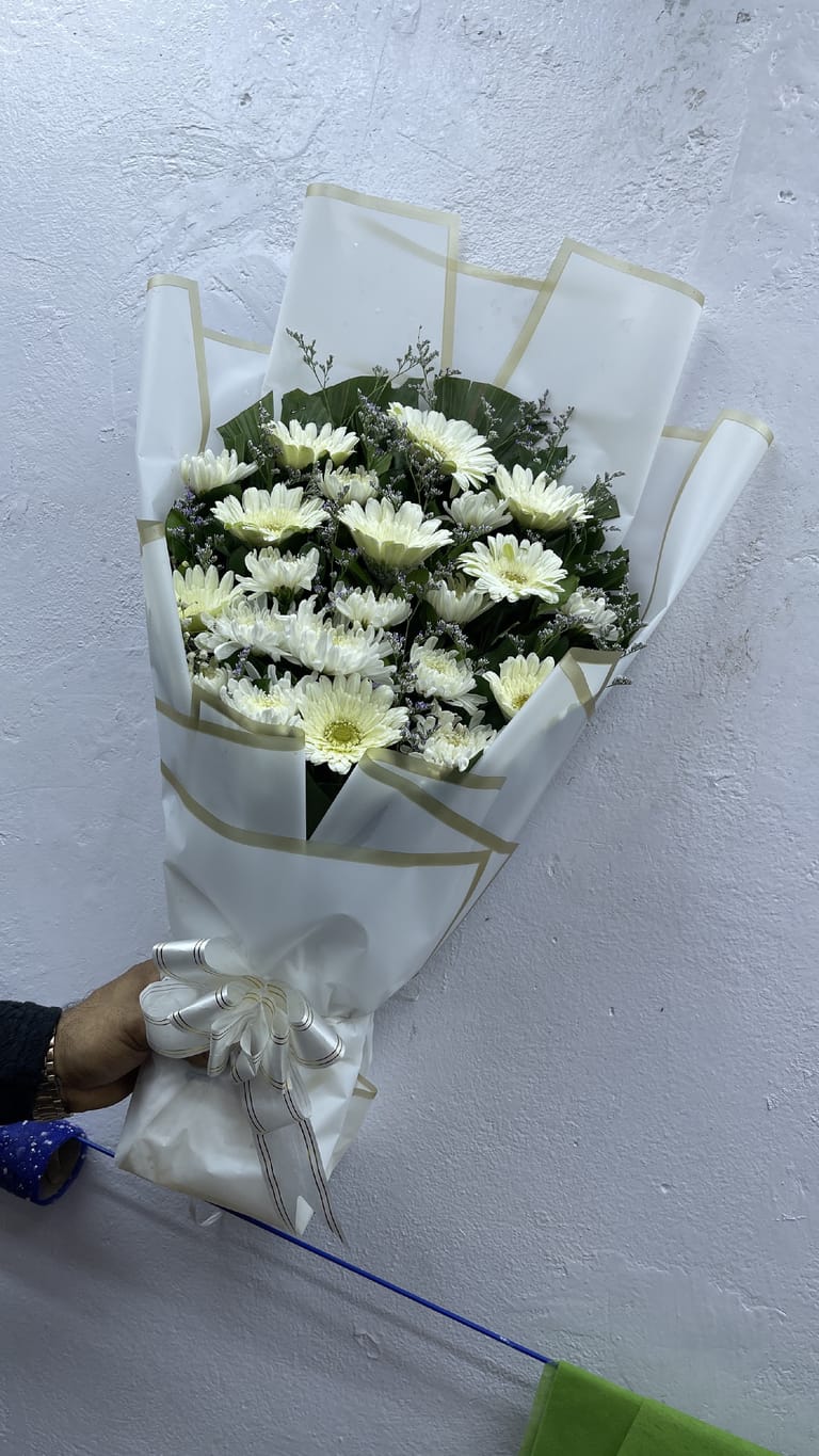Local Bouquet - Image 5