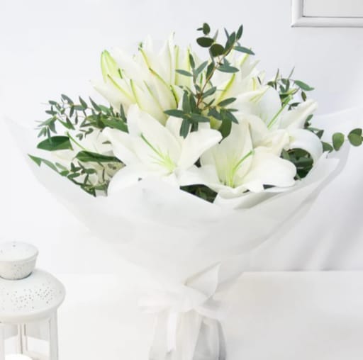 White Lily Bouquet 