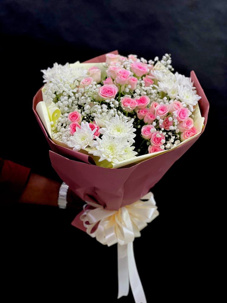 Spray Roses Mix - Image 2