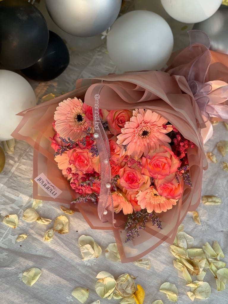 NIA Rose & Gerbera Bouquet - Image 2