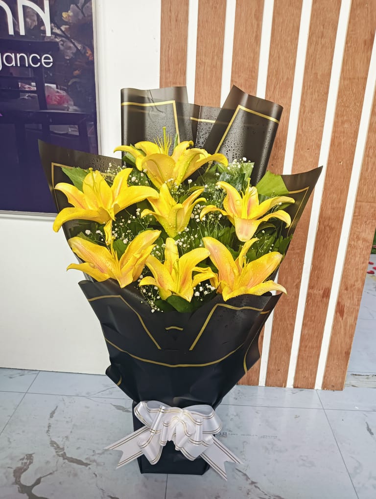 Lily Bouquet - Image 4