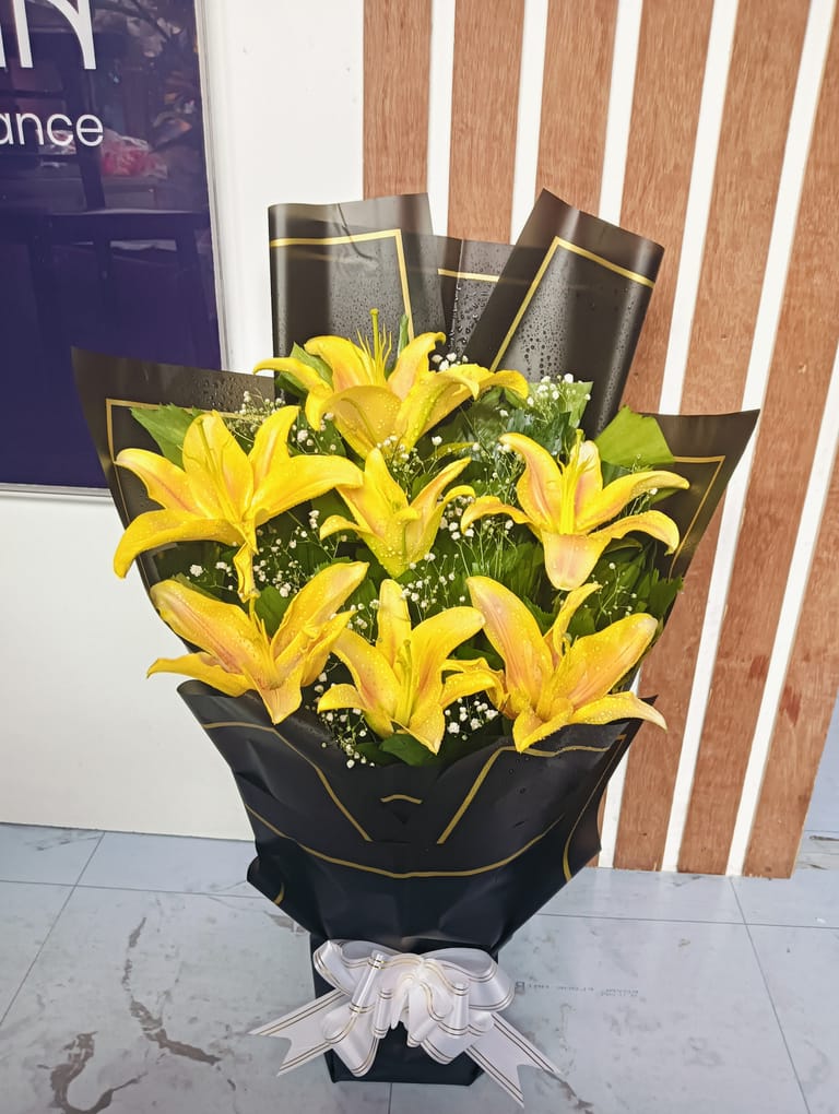 Lily Bouquet - Image 3