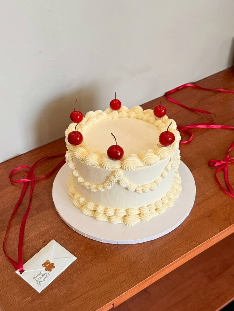 Anniverssary white cherry cake 1kg 