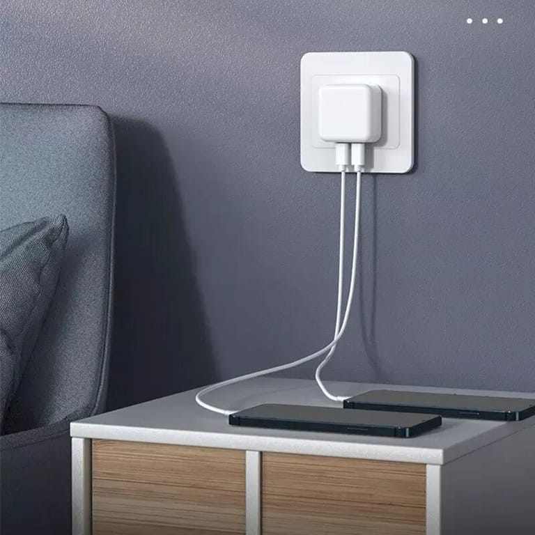 Duel USB-C Port Power Adapter - Image 1