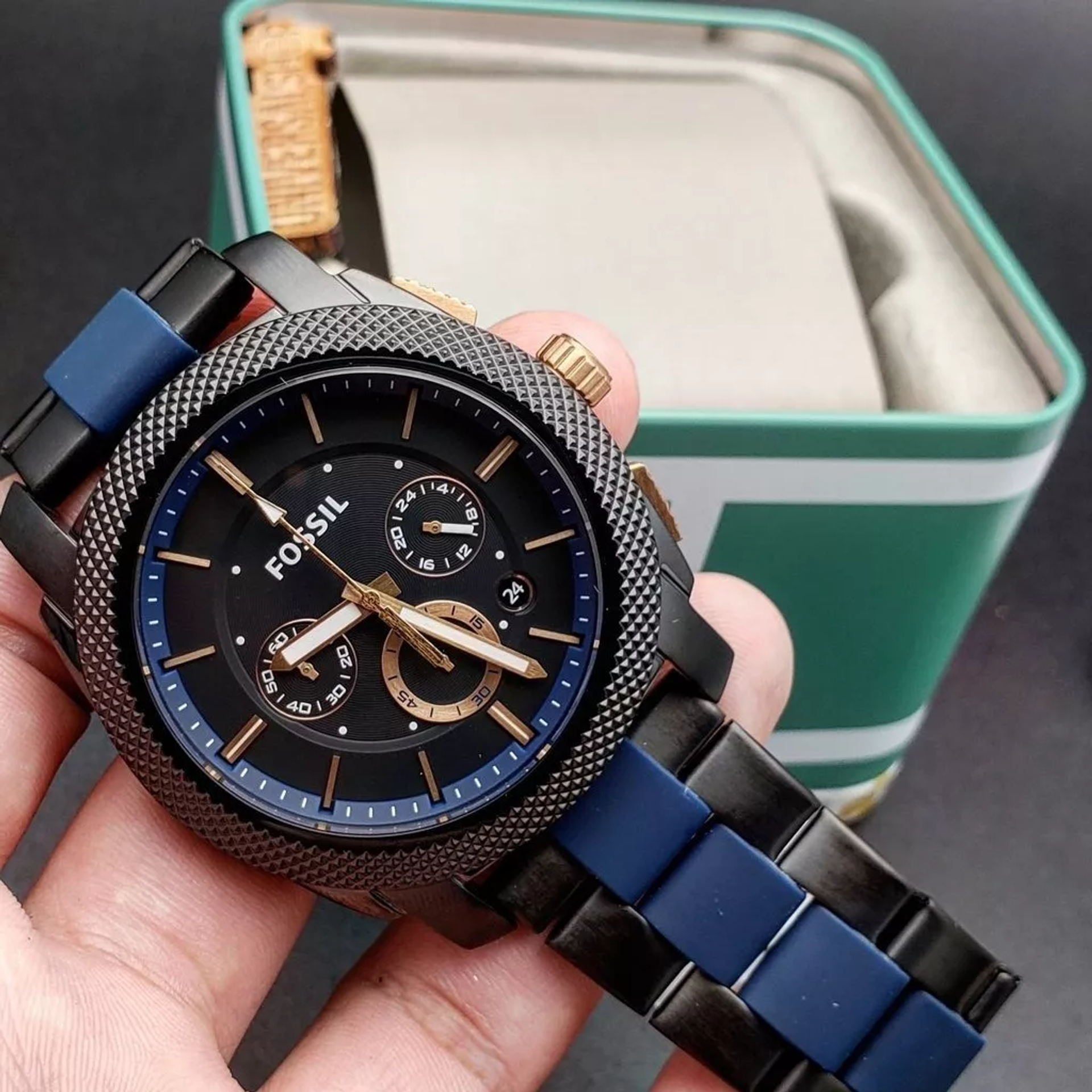Black Dial - Image 3