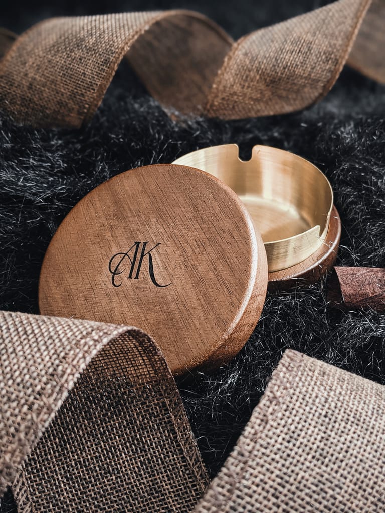 Engraved Ashtray - Image 4