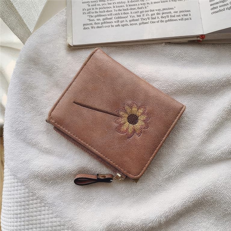 Chic Floral Purse - Image 3