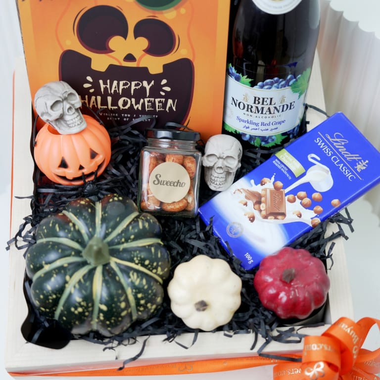 Haunted Harvest Hamper - Image 2