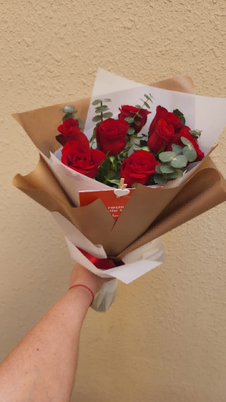 Red Rose - Image 2
