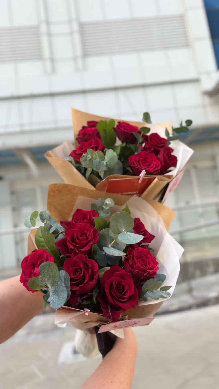 Red Rose - Image 3