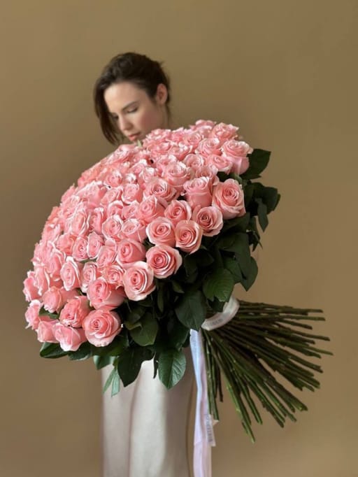 101 Pink Roses (60cm)
