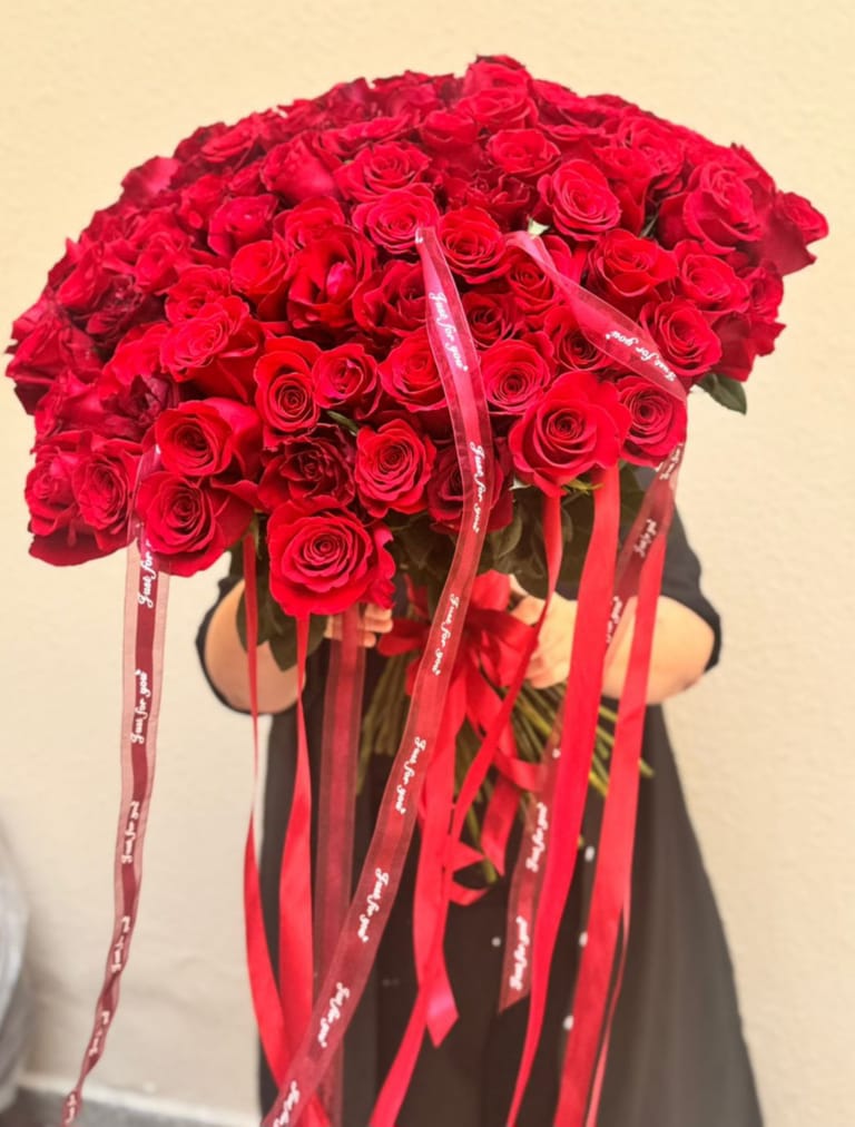 101 Red Roses - Image 2