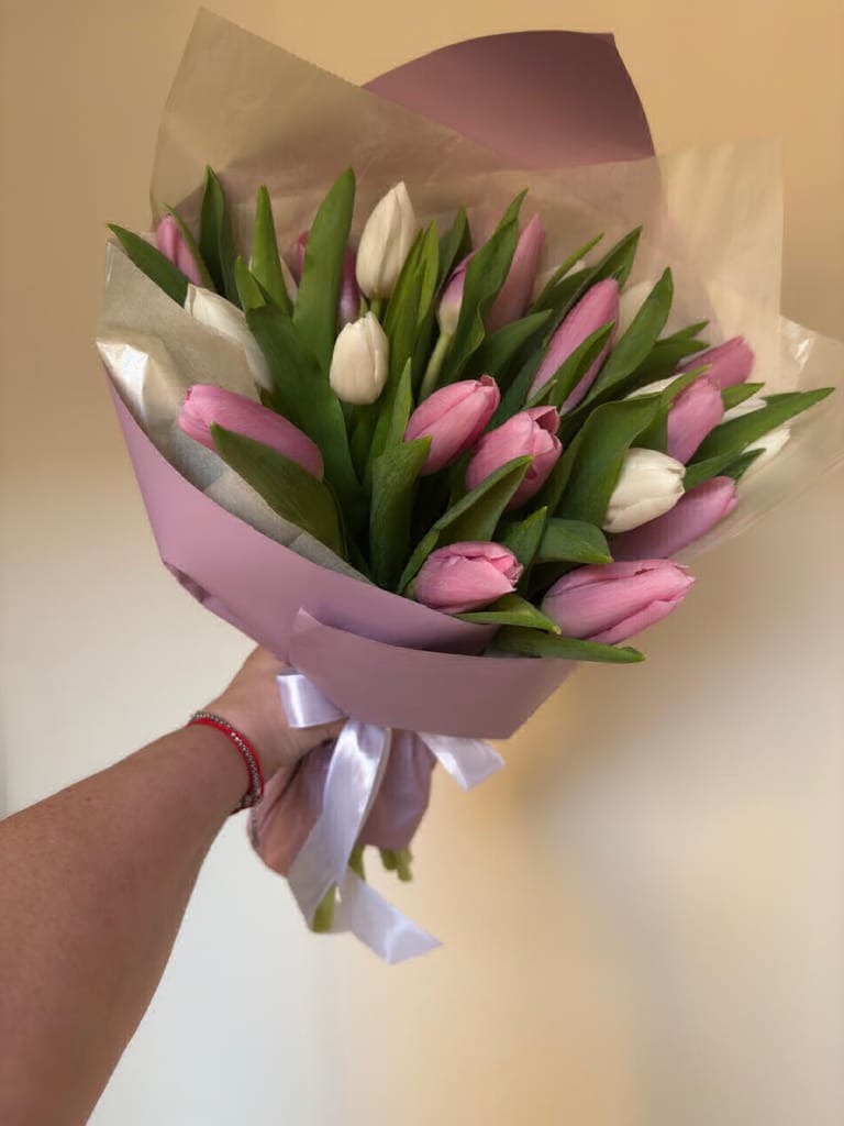 Tulips mix (21pcs) - Image 2