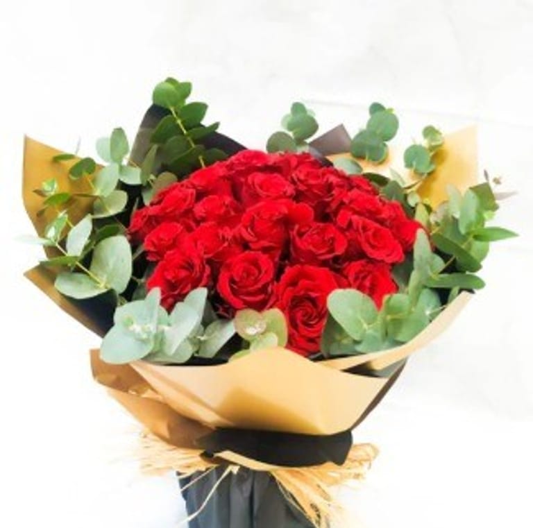 Classic Red Rose Bouquet - Image 1