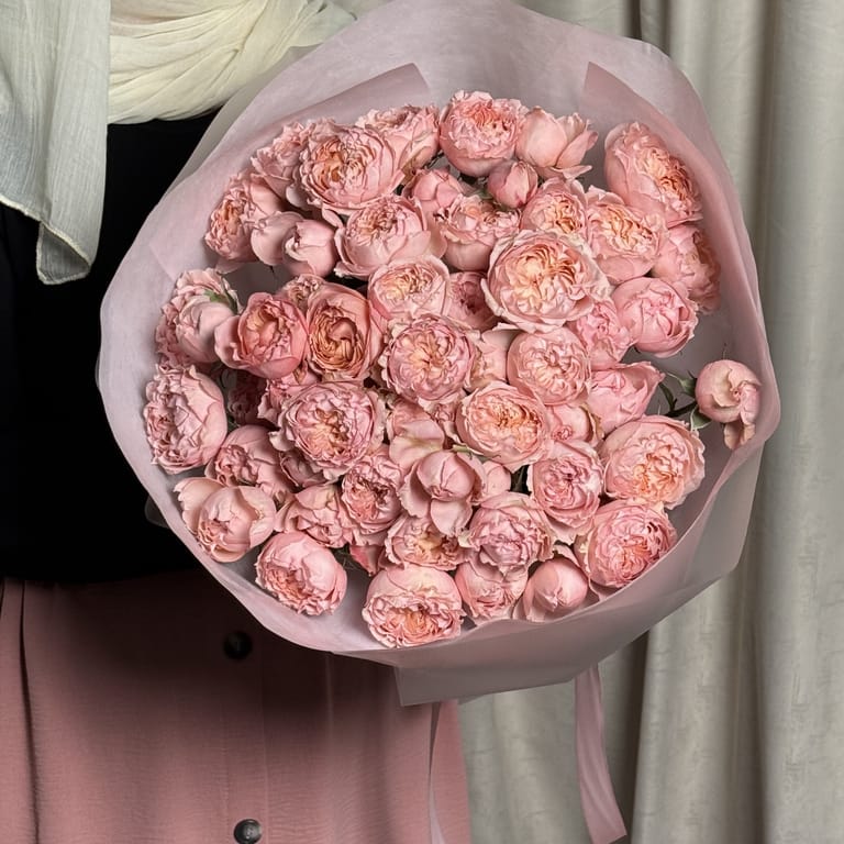 Peach Julieta Roses Bouquet - Image 2