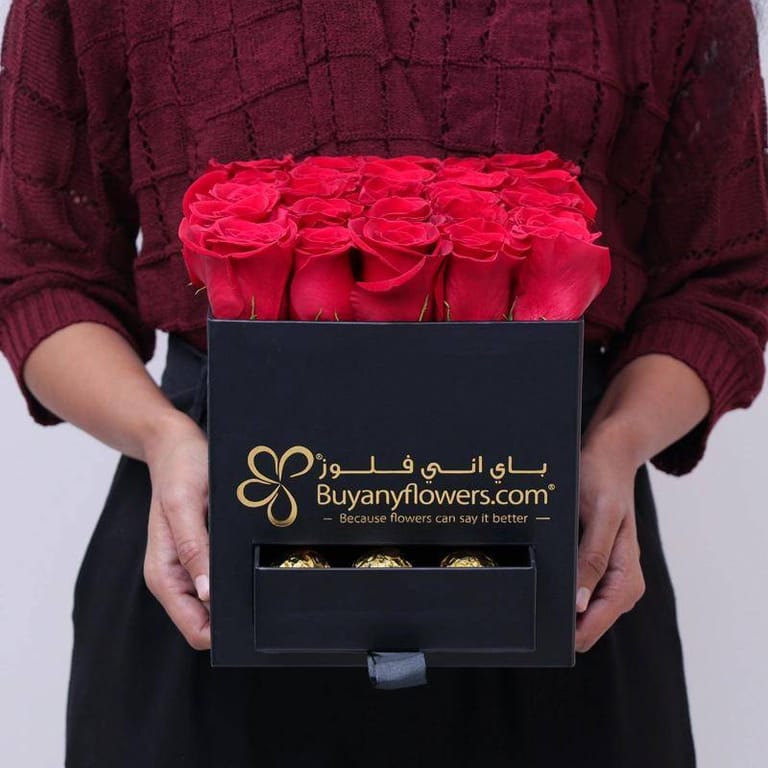 25 Red Roses Love - Image 2