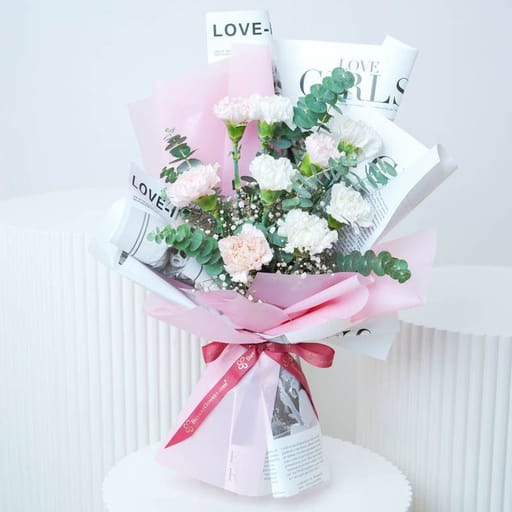 Candy 9 Carnations