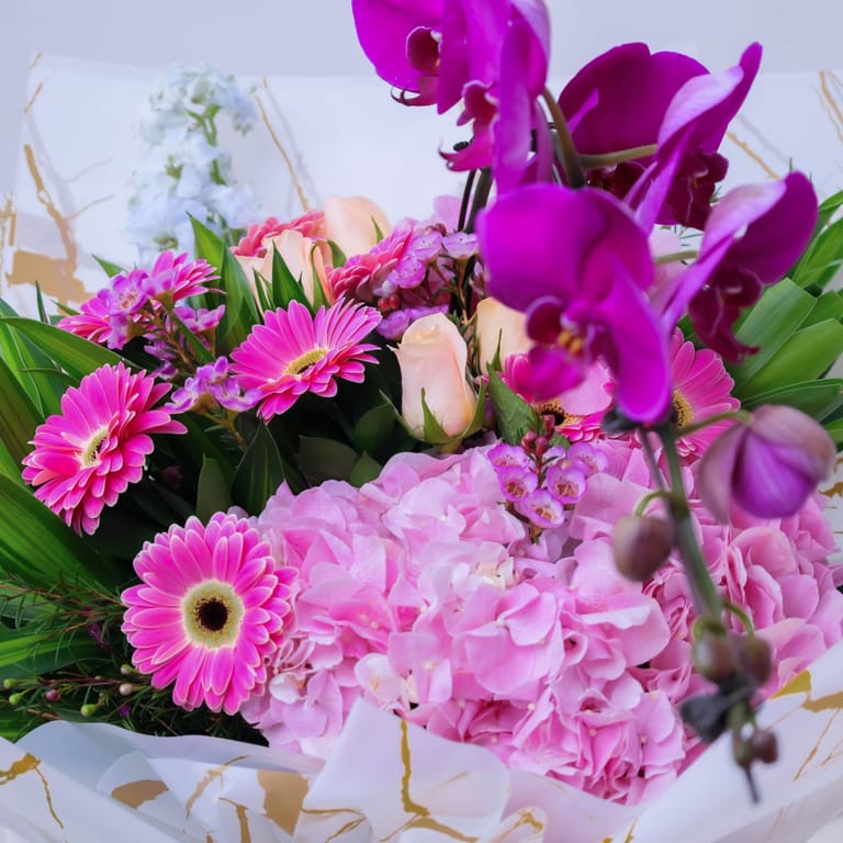 Luxe Fleur - Image 3