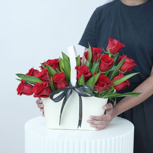 Present 15 Red Roses
