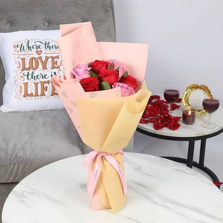 Cutie Pie 7 Roses - Image 1