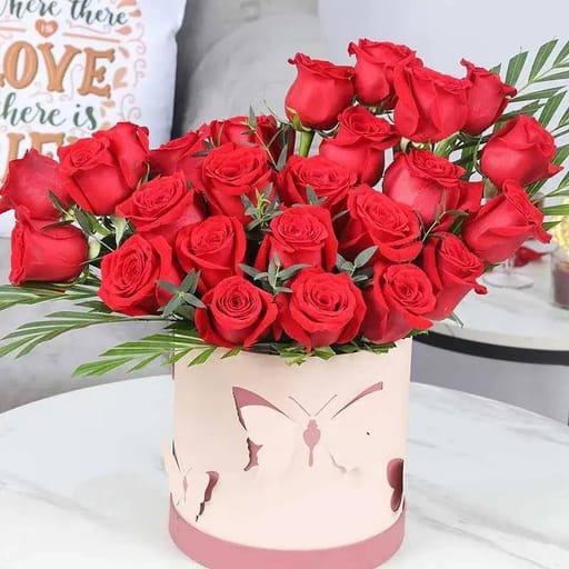  Butterfly 25 Red Roses