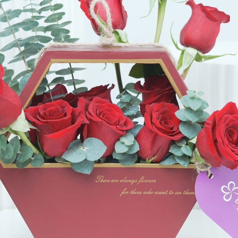 With You 11 Red Roses - Image 2