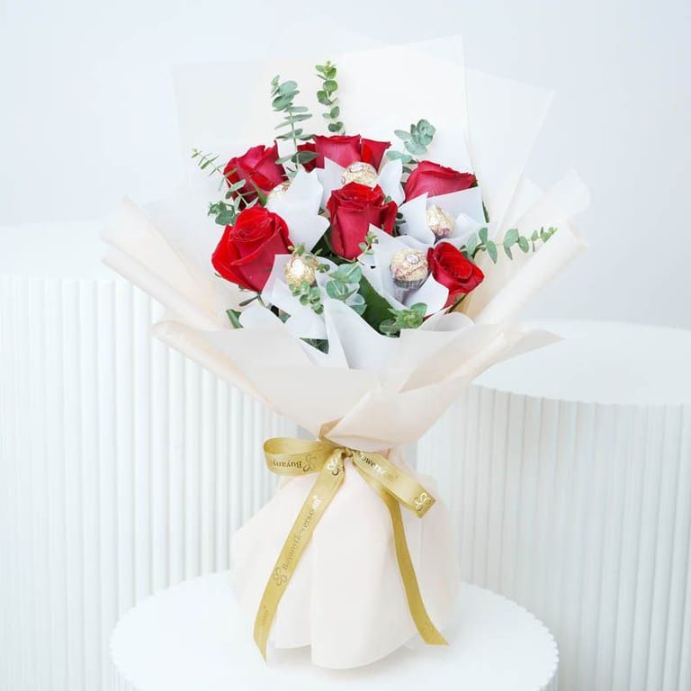 Lovely 6 Red Roses and Ferrero - Image 1