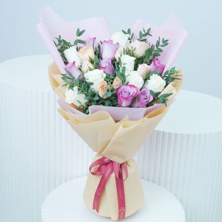 Graceful 21 Roses - Image 1