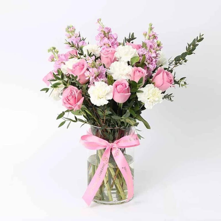 Candylicious 25 Flower Vase - Image 1