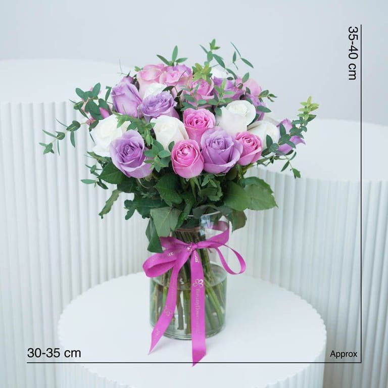 Grace 31 Roses in Vase - Image 2