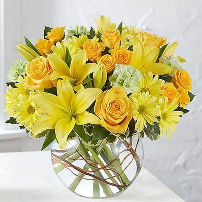 Smiling Surprise Arrangement - Image 3