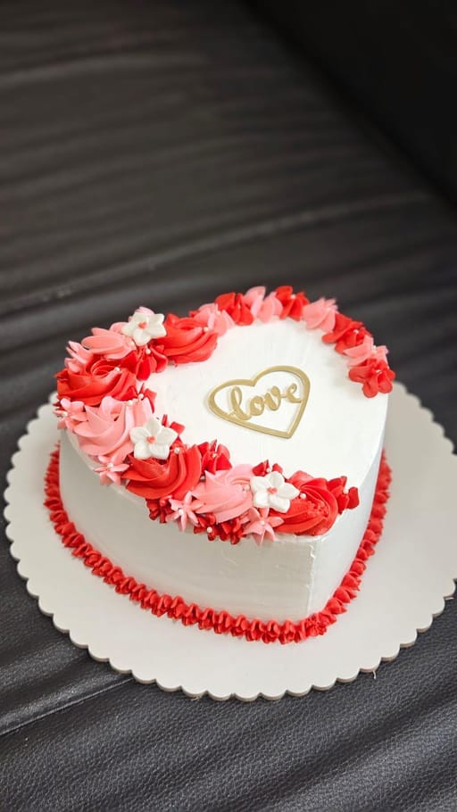 Heart-Shaped Cake Design