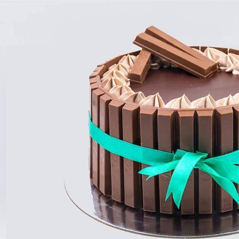 Kitkat Cake - Image 2