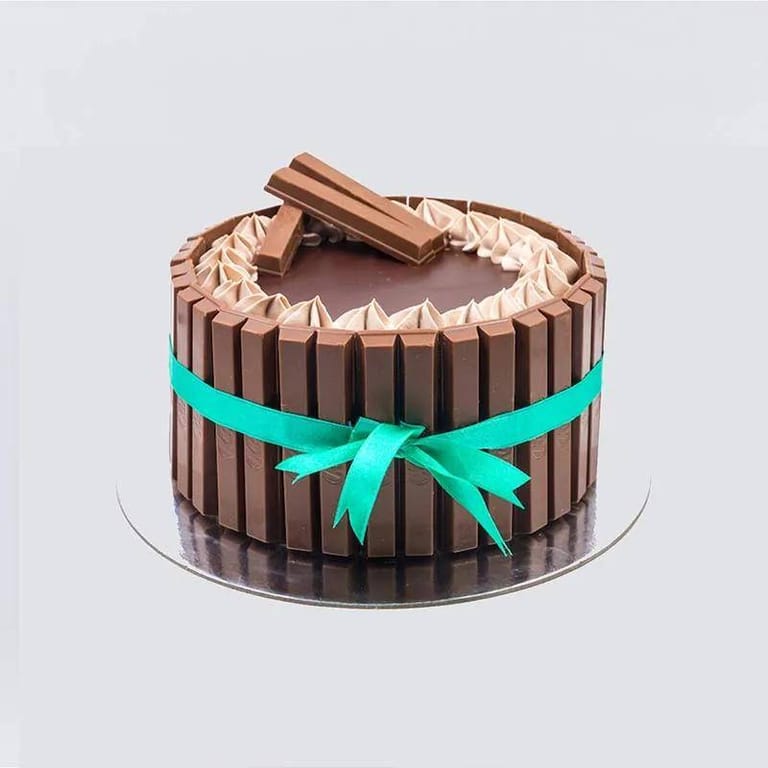 Kitkat Cake - Image 3