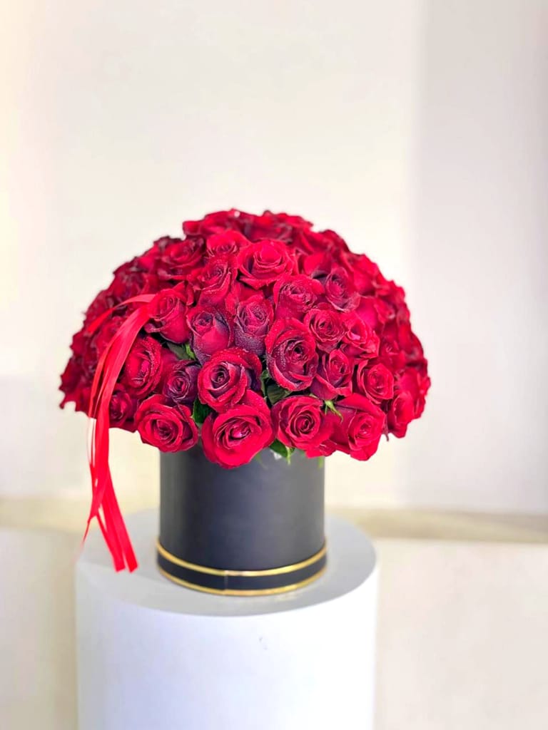 101 Red Love Box - Image 2