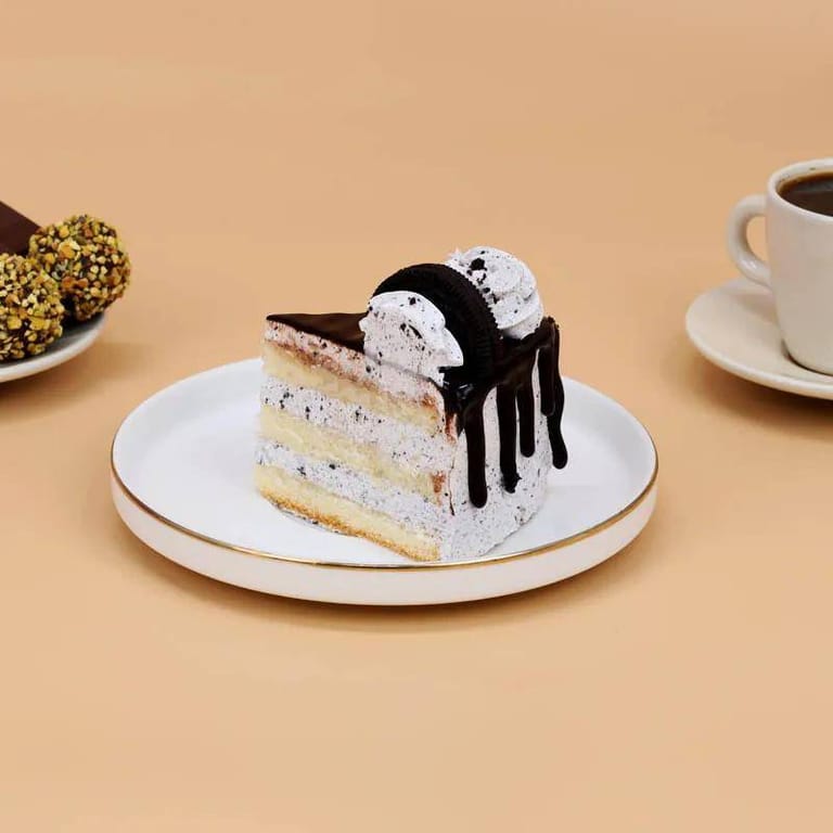 Delicious Oreo Cake - Image 2