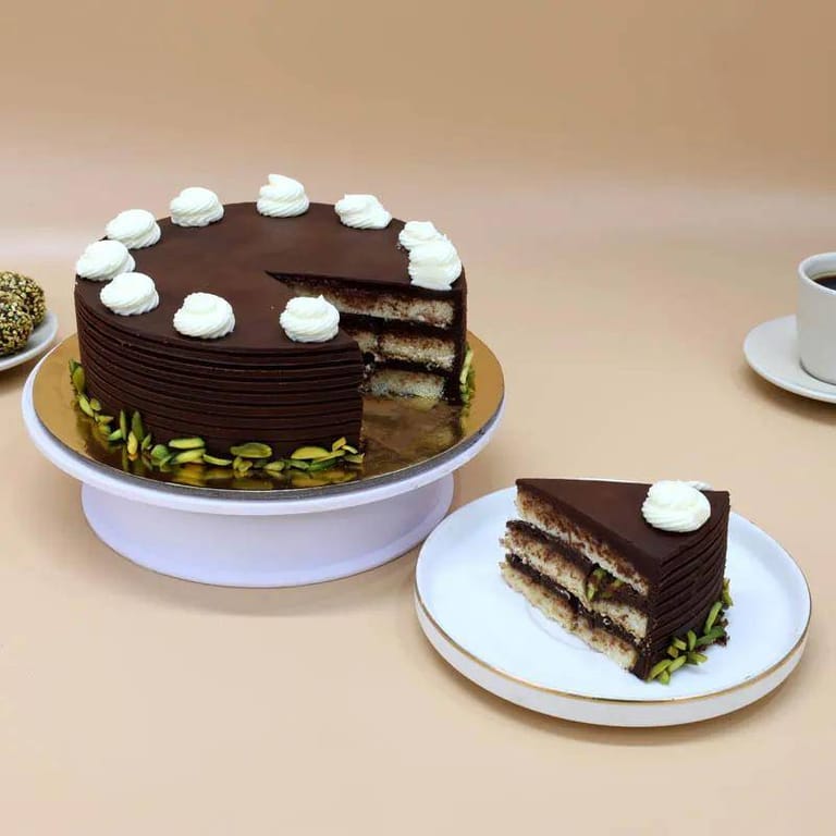Chocolate Pistachio Cake - Image 3