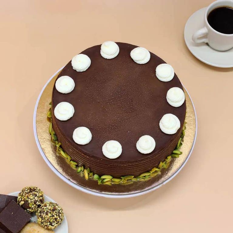 Chocolate Pistachio Cake - Image 4