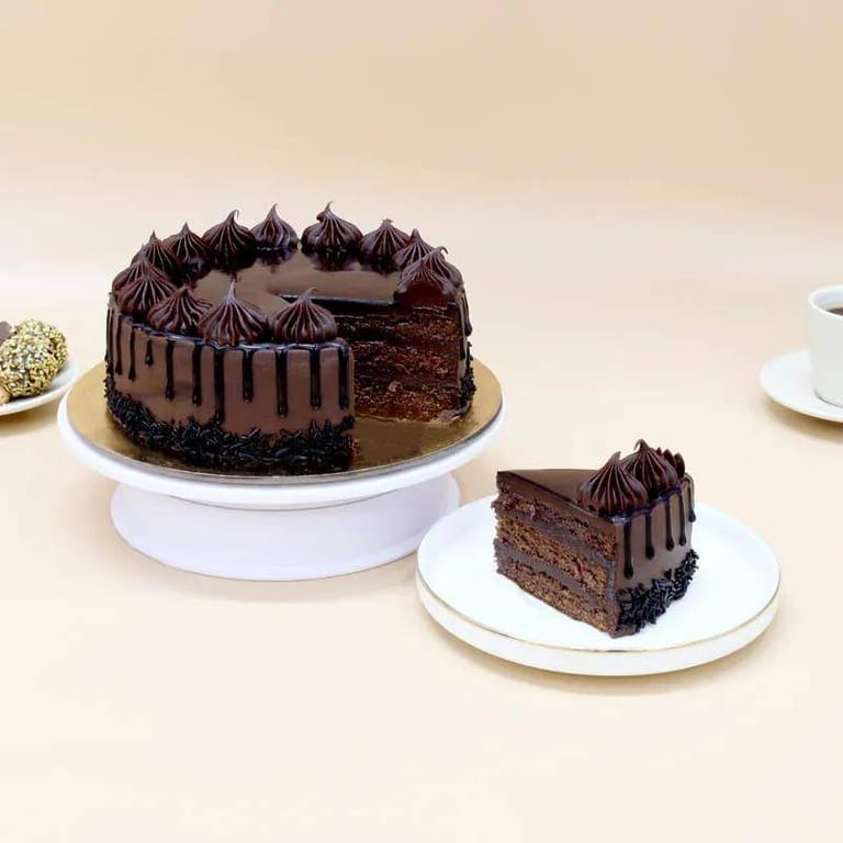 Chocolate Cake - Image 2