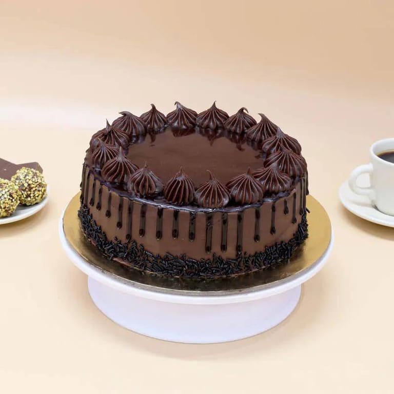 Chocolate Cake - Image 3