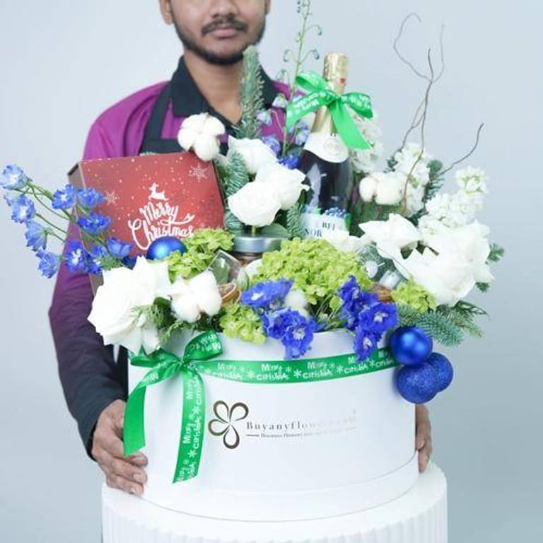 Sparkling Christmas - Image 1