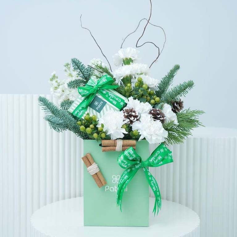 Christmas Winter Flower - Image 1