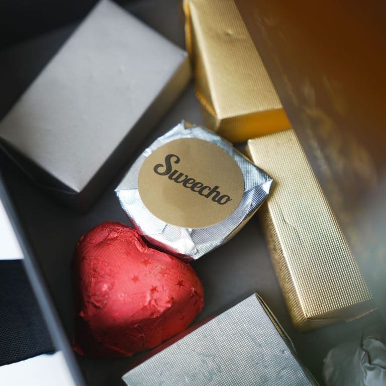 Floral Choco Christmas Wishes - Image 4